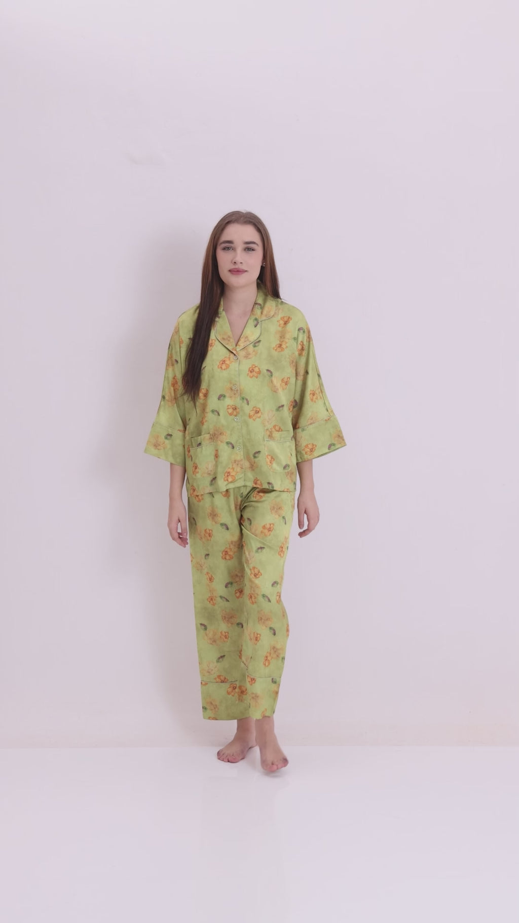 NW2 Green Lily